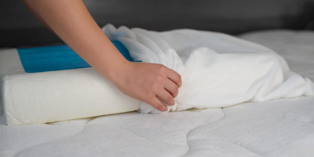 Orthopedic Pillow with Cooling