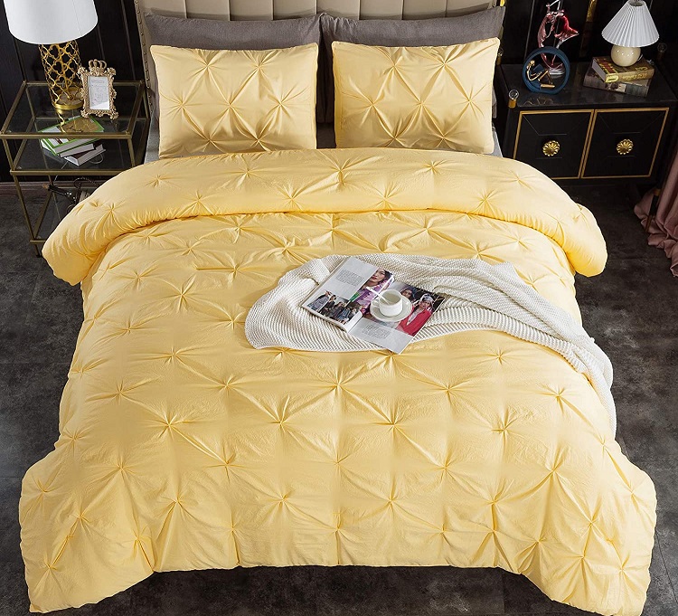 Andency Yellow Pinch Pleat Comforter