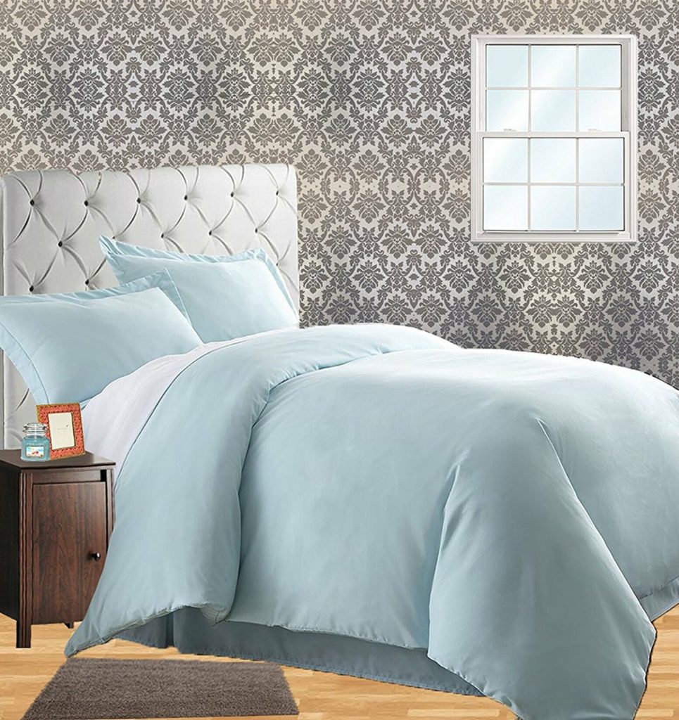 Linen Light Blue 3 Piece Duvet Cover Set on bed rendering
