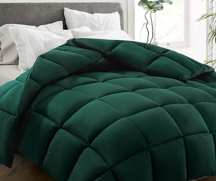 Hyleory Dark Emergal Green Bed Comforter