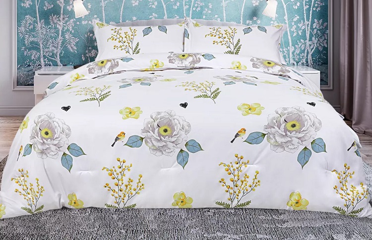 Rosy White Comforter