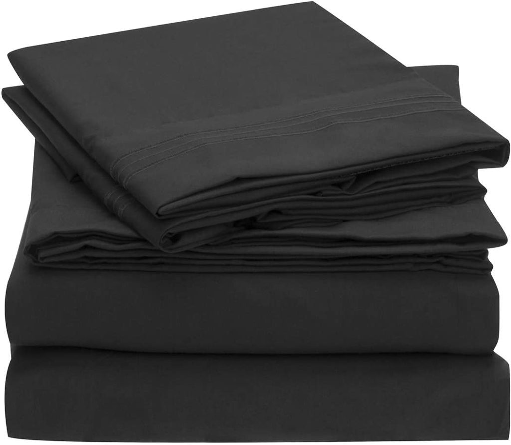 black sheet set folded